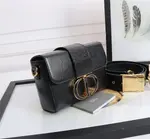 30 Montaigne Box Bag