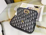 30 Montaigne Bag