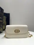 30 Montaigne Bag