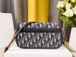 30 Montaigne Bag