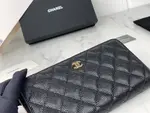 Chanle Zipped Wallet