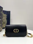 30 Montaigne Bag