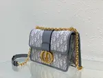 30 Montaigne Chain Bag