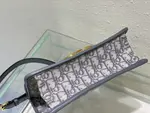 30 Montaigne Chain Bag