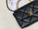 Chanle 19 Handbag