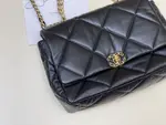 Chanle 19 Large Handbag