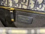 30 Montaigne Chain Bag
