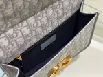 30 Montaigne Bag