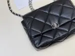 Chanle 19 Large Handbag