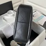 Chanel 23a Hobo Bag