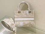 Medium Lady D-lite Bag