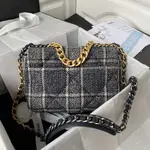 Chanle 19 Handbag
