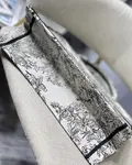 Medium Dior Book Tote