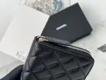 Chanle Zipped Wallet