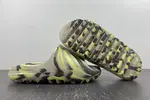 YEEZY SLIDE FZ5899