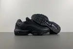 Air Max 95 Essential 'Triple Black'  CL3705-001