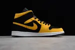 AIR JORDAN 1 MID 'Reverse New Love' - Air Jordan - 554724-071