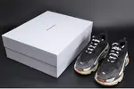 BALENCIAGA 17FW TRIPLE S TRAINER  BLACK/ RED MENS W05M23972