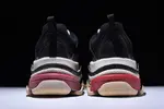 BALENCIAGA TRIPLE S W06E1-1000
