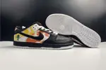 Nike SB Dunk Low“Raygun” BQ6832-001