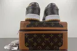 OFF-WHITE x Air Jordan 1 LV 554724-555