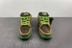 Nike SB Dunk Low “De La Soul”  789841-332