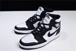 Air Jordan 1 Retro High Og - Air Jordan - 555088-010