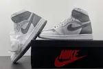 Air Jordan 1 High OG ‘Stealth  555088-037