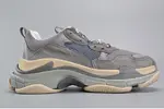 BALENCIAGA 17FW TRIPLE S WASHED SHOW SNEA GREY  MENS AED2900
