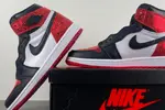 Air Jordan 1 High OG WMNS “Varsity Red”  FD2596-60