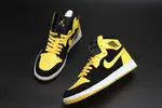 Air Jordan 1 Retro Mid 'New Love 554724-035