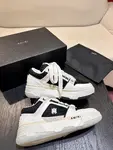 A*RI Sneakers