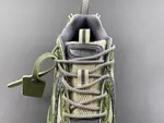 Off White 24
