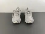 Off White 24