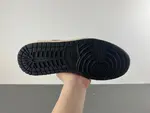 Air Jordan 1 Low UN HQ6998-146