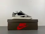 Travis Scott x Air Jordan 1DM7866-001