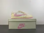 Travis Scott x Air Jordan 1 Low OG  IQ7604-100
