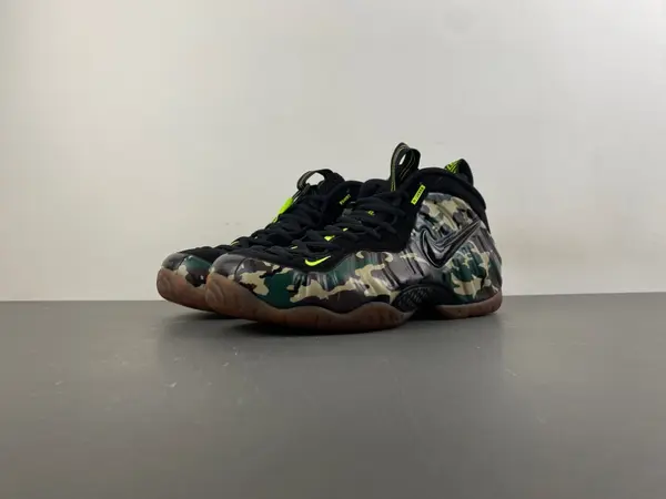 Nike Air Foamposite Pro 「Green Camo IM5204-001