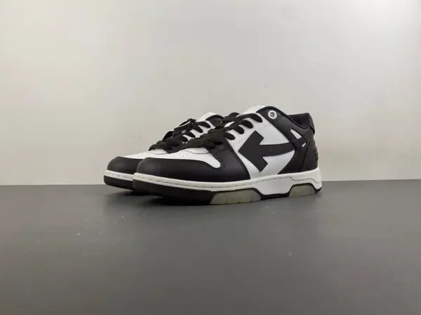 OFF-WHITE