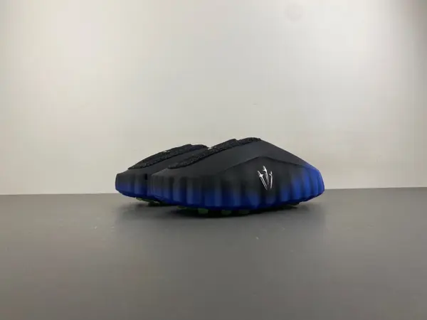 NOCTAx Nike Mind 001