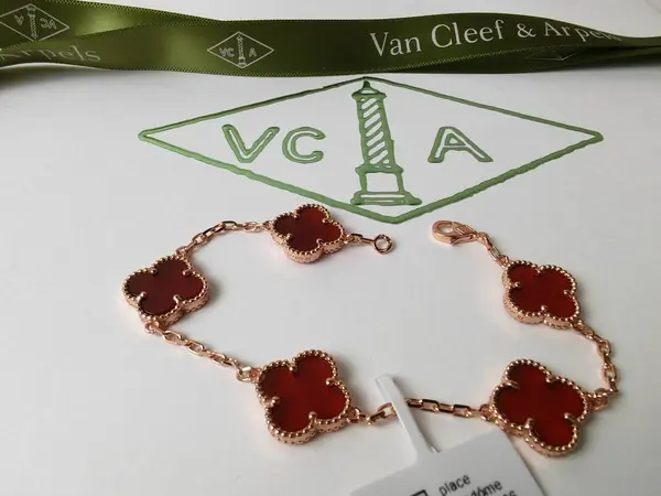JEWELRY Van Cleef Arpels Bracelet