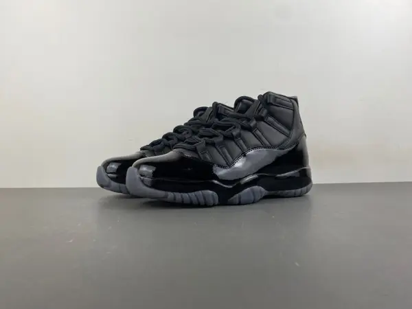 COMME des GARÇONS x Air Jordan 11 Pack Expected Fall 2026 IV7639-001