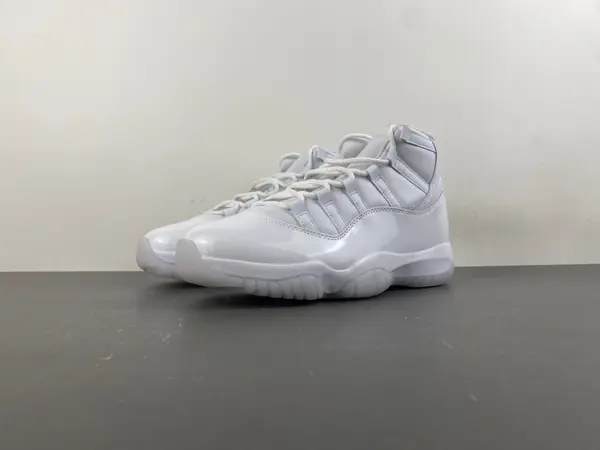 COMME des GARÇONS x Air Jordan 11 Pack Expected Fall IV7639-100
