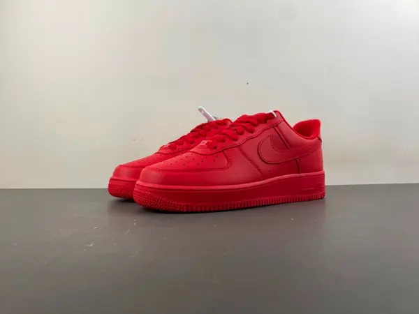 Men's Nike Air Force 1 '07 LV8 1 "Triple Red" University Red CW6999 600