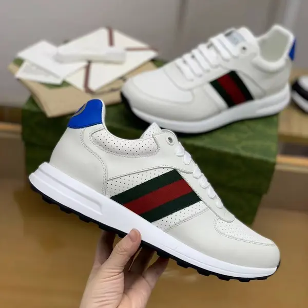 GU*INew Arrival sneakers