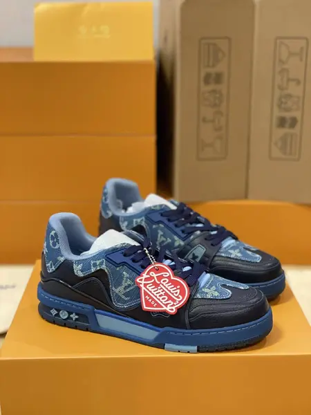 L*V TRAINER 1A9IQ5 Sneakers