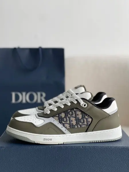 D*OR HIGH LEVEL B27 Sneaker