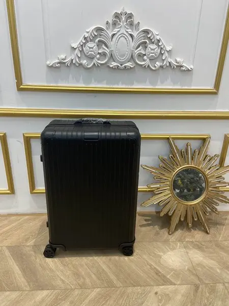 RIMOWA Aluminum Alloy Boutique original 925 series black high-end anodized aluminum 21 inches