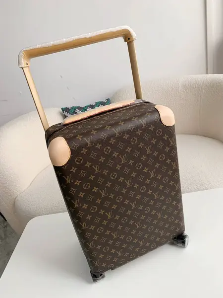 L*V Suitcase