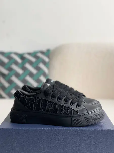 D*OR  Sneaker